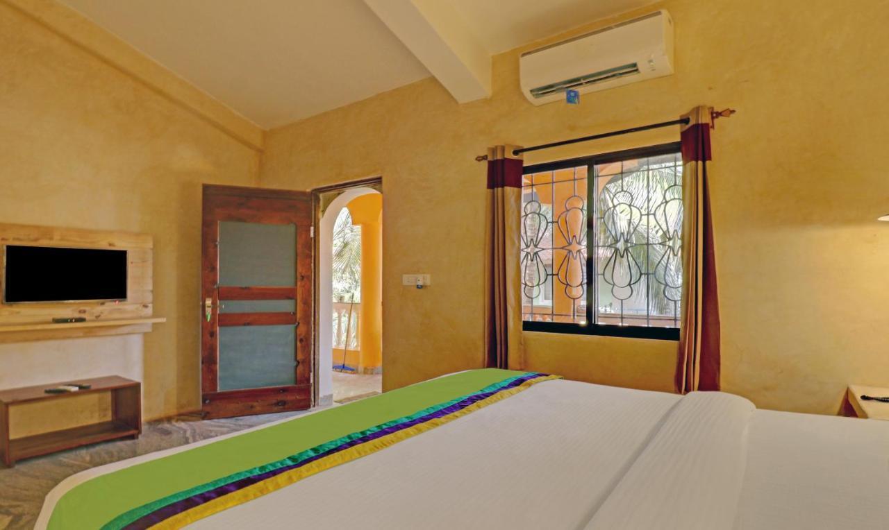 Treebo Morjim Banyan Resort Exterior foto